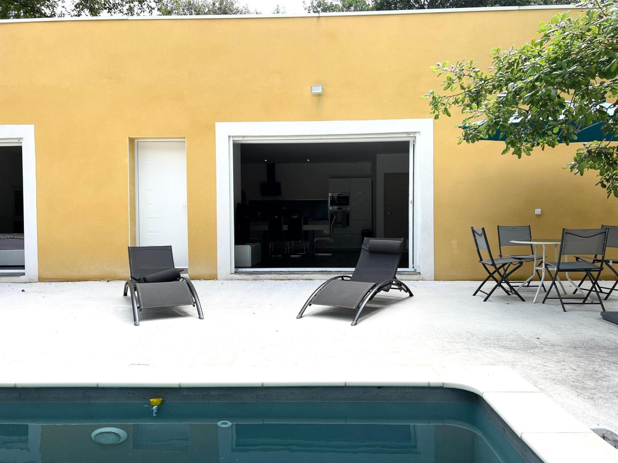 Sardan Brand New Villa With Fully Intergrated Air Conditioning & Private Pool, Overlooking Forest מראה חיצוני תמונה